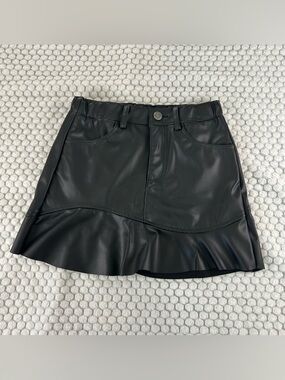 H&M Faux Leather Skirt Girls 6-7 Black Ruffle Hem Mini Elastic Waist